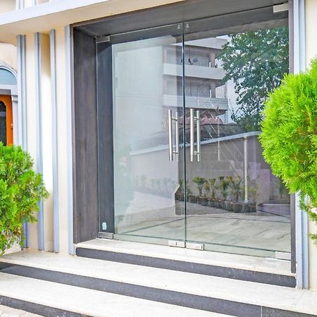 Hotel O Maa Bhubaneswari Hotel Екстер'єр фото