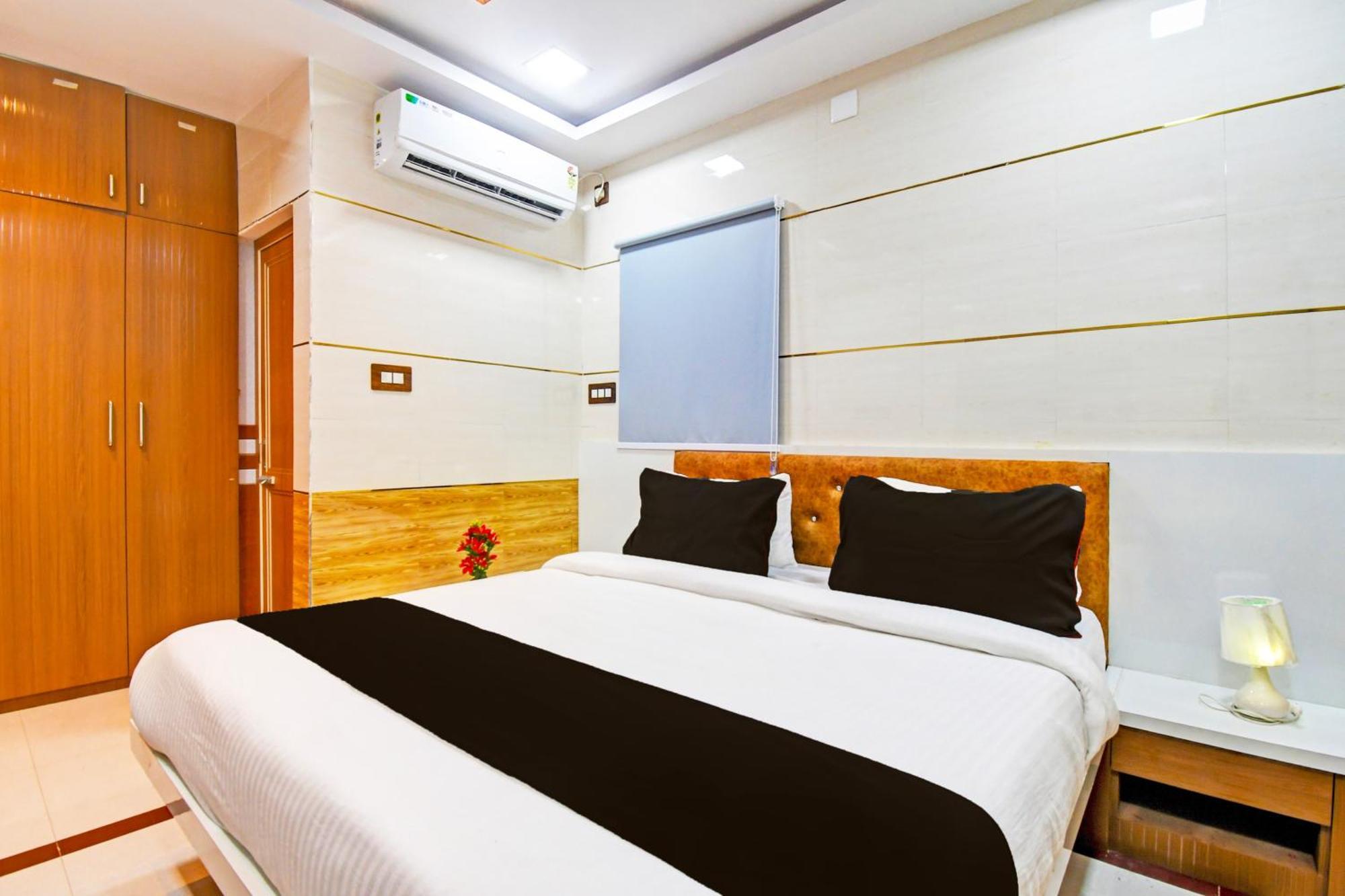 Hotel O Maa Bhubaneswari Hotel Екстер'єр фото