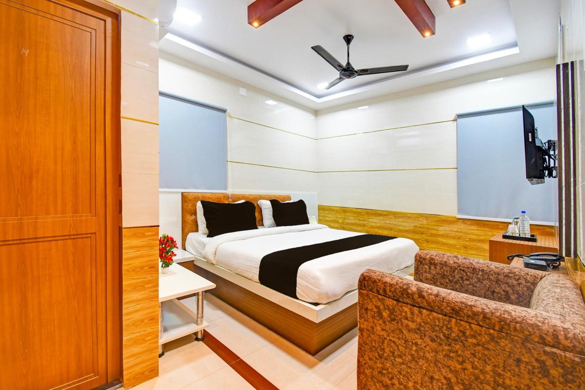 Hotel O Maa Bhubaneswari Hotel Екстер'єр фото