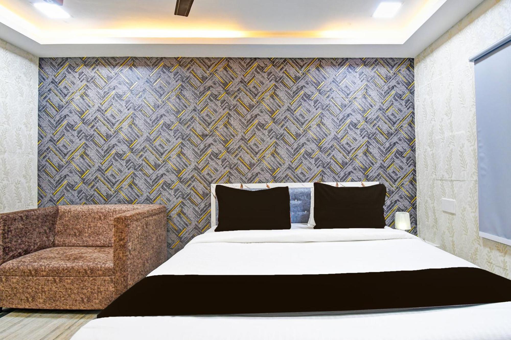Hotel O Maa Bhubaneswari Hotel Екстер'єр фото