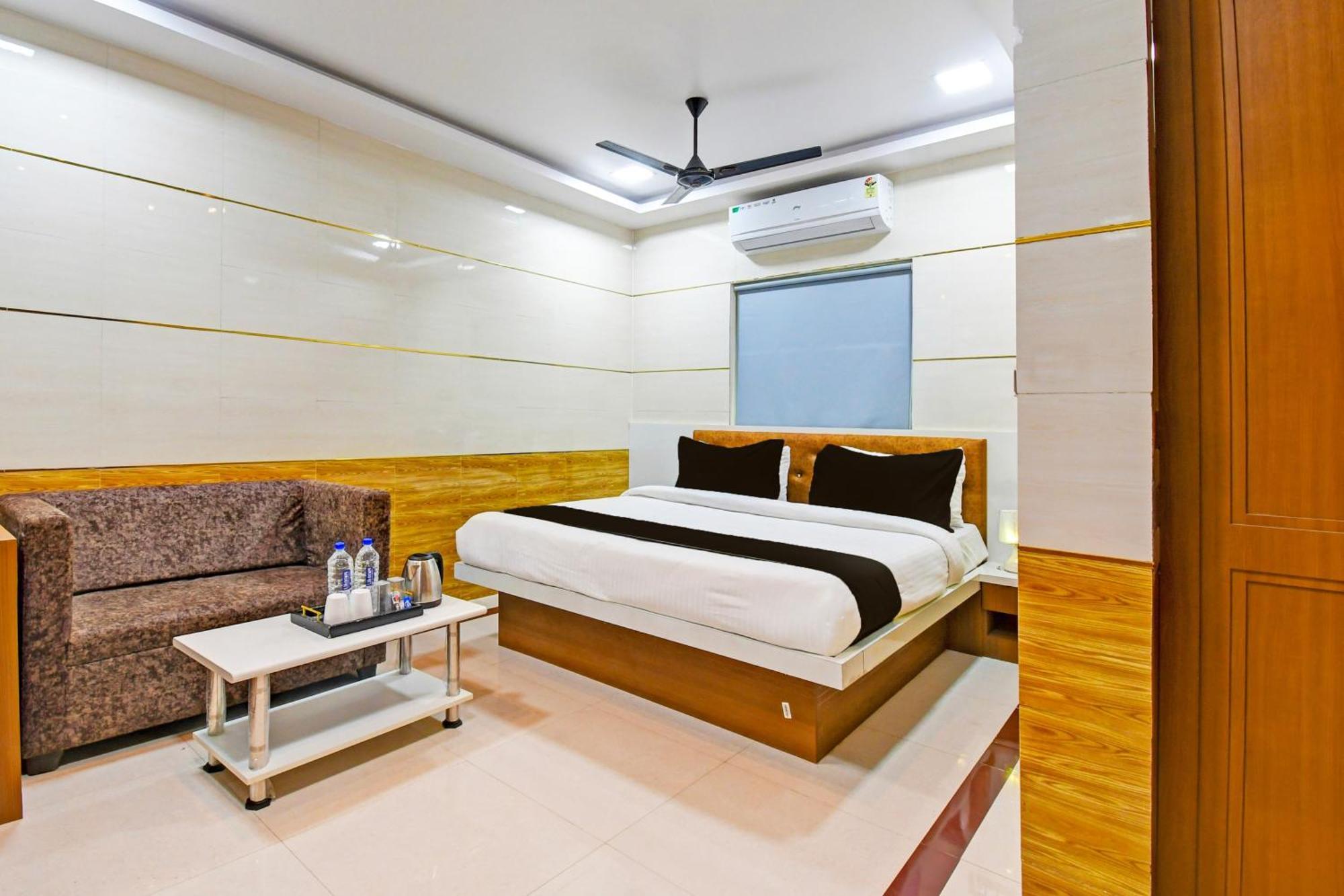 Hotel O Maa Bhubaneswari Hotel Екстер'єр фото